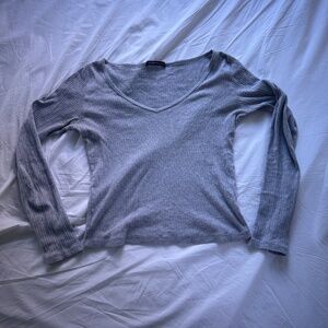 Brandy Melville Women's V-Neck Gray Long Sleeve Top